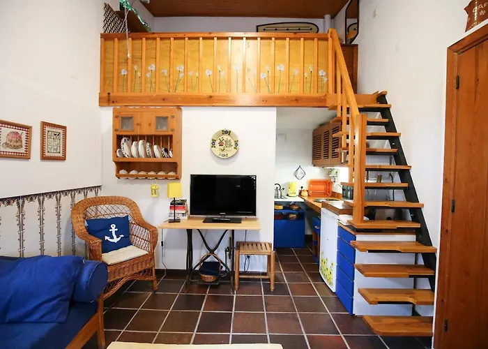 Akivillas Star *